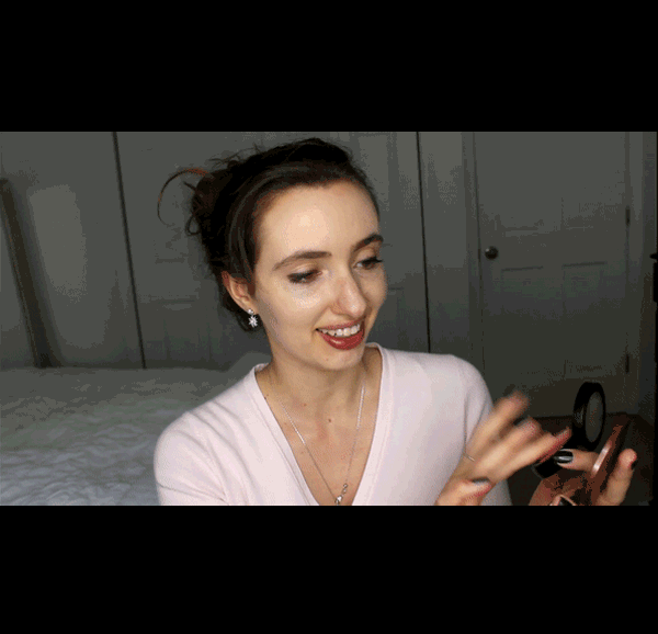 Application of All-Natural Cream Blush for a Healthy, Radiant Glow