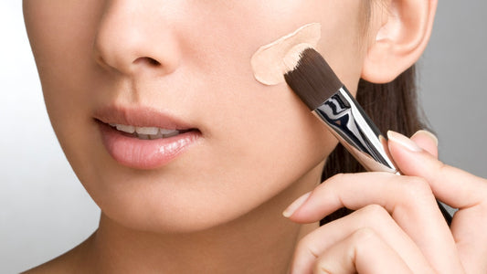 Step-By-Step Guide To Flawless Foundation Application