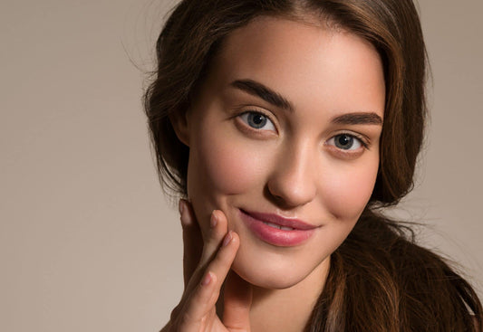 How To Achieve A Natural Makeup Look In 5 Easy Steps