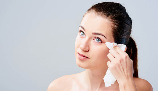 Discover The 6 Popular Types Of Makeup Removers