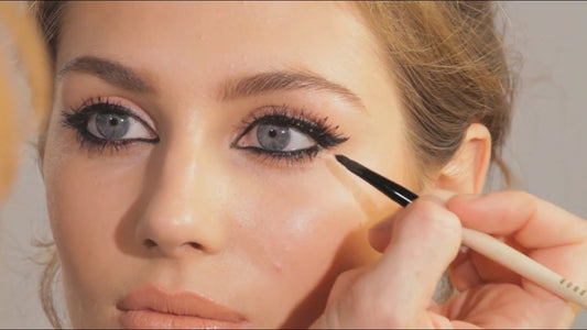 The Ultimate Beginner’s Guide To Eye Pencil Application